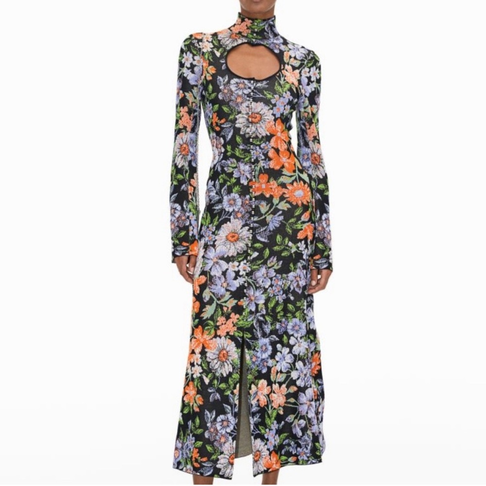 LIMITED EDITION Paco Rabanne x HM
Jacquard Knit Cutout Dress - Large